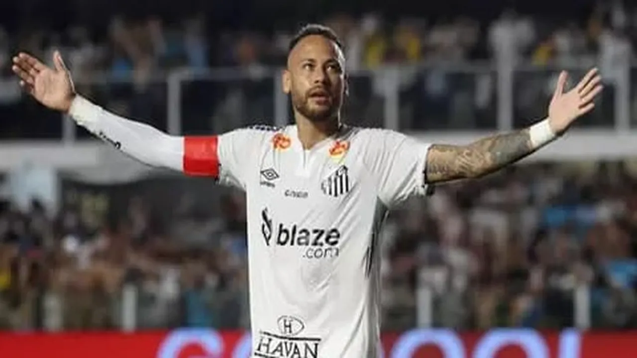 بعد غيابه 30 شهراً.. أنشيلوتي يقرر مصير عودة نيمار لمنتخب البرازيل في كأس العالم